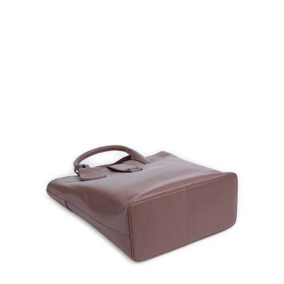 Burkely Modest Meghan Bucket Tote lila bőrtáska Burkely Modest Meghan Bucket Tote lila bőrtáska
