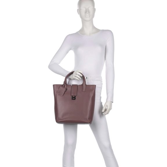 Burkely Modest Meghan Bucket Tote lila bőrtáska Burkely Modest Meghan Bucket Tote lila bőrtáska