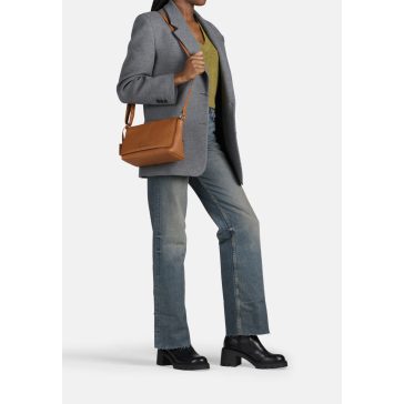   Burkely Soft Skylar Satchel Bag női bőr válltáska konyakbarna