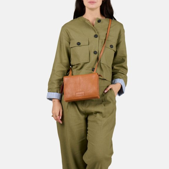 Burkely Soft Skylar Double Pocket Flap bőr válltáska konyakbarna Burkely Soft Skylar Double Pocket Flap bőr válltáska konyakbarna