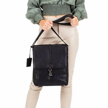   Burkely Antique Avery Crossover M Messenger fekete bőr oldaltáska